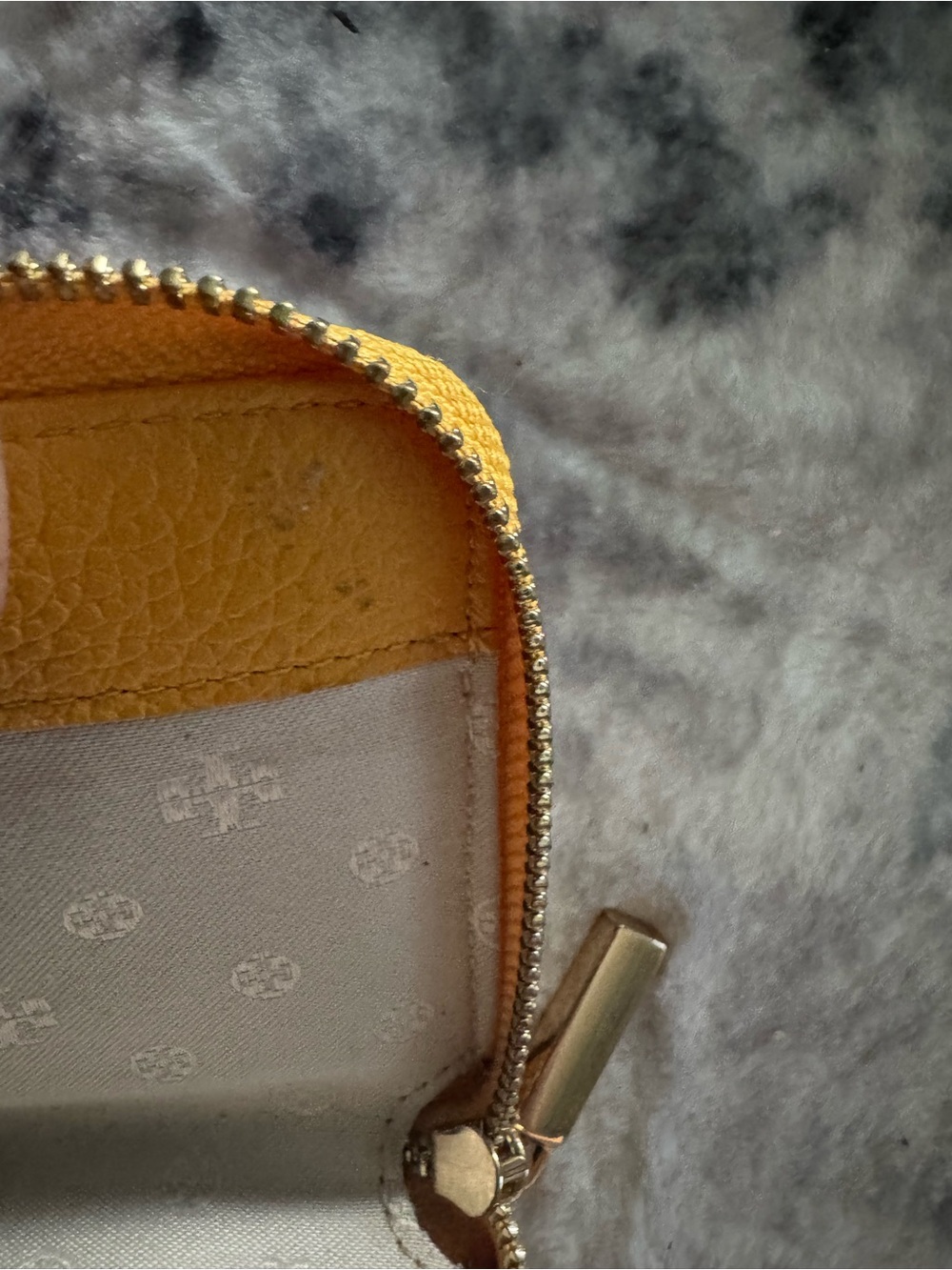 Tory Burch Mustard Leather Zip Wallet - Picture 11 of 11
